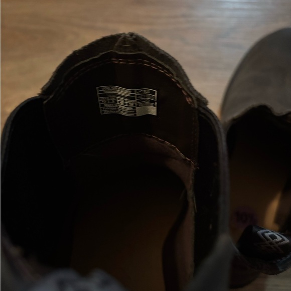 UGG Men's Dark Grey Boots - Picture 5 of 6